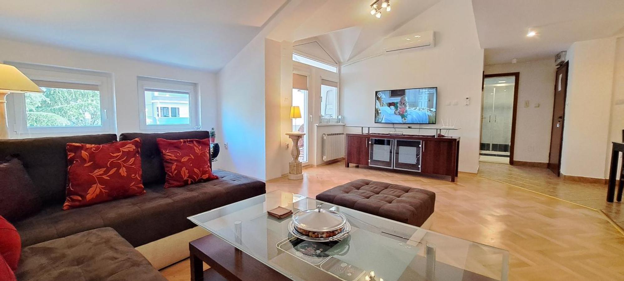 Central Skopje Duplex Apartment Dış mekan fotoğraf