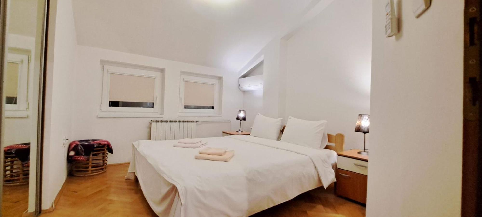 Central Skopje Duplex Apartment Dış mekan fotoğraf